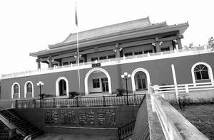 重慶一鎮(zhèn)政府辦公樓群酷似天安門(mén)城樓惹爭(zhēng)議(圖)