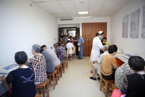 夜診中醫(yī)，守護(hù)健康——浦江社區(qū)衛(wèi)生服務(wù)中心中醫(yī)夜門診暖心啟航
